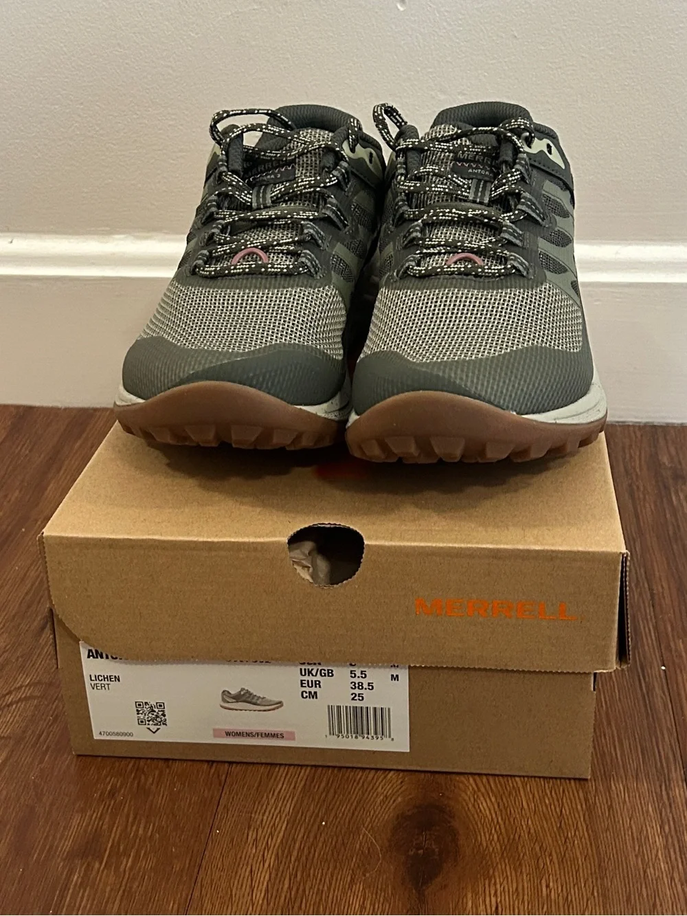 NWT Women’s Merrell Antora 3 Sneaker - Picture 2 of 8